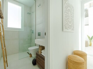 Villa La Mairena Features 29