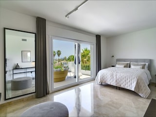 Villa San Pedro de Alcantara Features 53