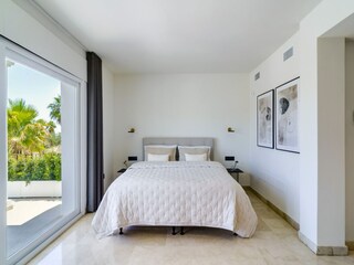 Villa San Pedro de Alcantara Features 57