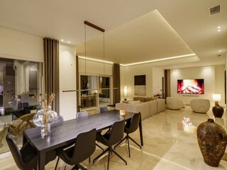 Villa San Pedro de Alcantara Features 60