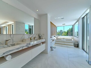 Villa Nueva Andalucía Ausstattung 34