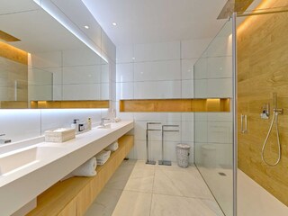 Villa Nueva Andalucía Features 18
