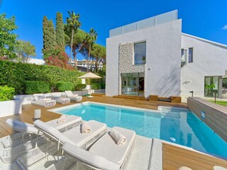 Villa Nueva Andalucía Buitenaudio-opname 4