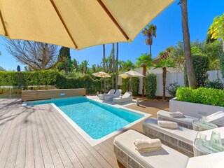 Villa Nueva Andalucía Buitenaudio-opname 6