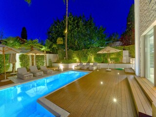 Villa Nueva Andalucía Buitenaudio-opname 7