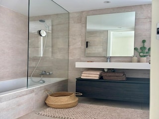 Apartment Casares Features 22