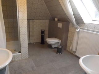 Holiday apartment Schnelsen Bathroom 12