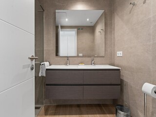 Apartment Casares Features 12