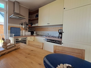 Essbereich und offene Küche