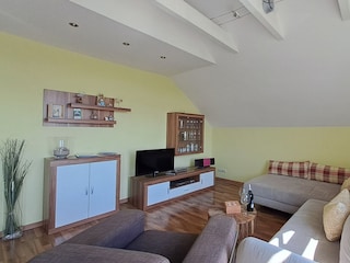 Wohn- und Essbereich mit offener Küche