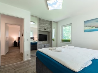 2 weitere Schlafzimmer mit Boxspringbetten