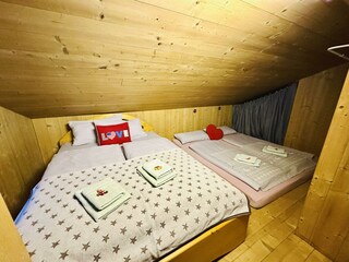 Der Dachboden. Ideal für Paare oder Kinder!