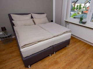 Weingut_Gaestehaus_Gerd_Muellers_Kroev_Mosel-54