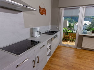 Weingut_Gaestehaus_Gerd_Muellers_Kroev_Mosel-66