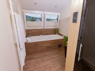 Ferienwohnung_2_Weingut_Gerd_Muellers_Kroev-6