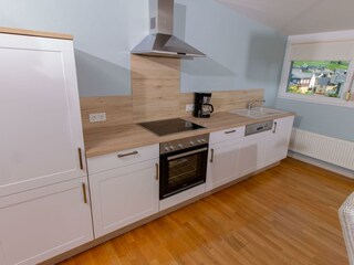 Ferienwohnung_2_Weingut_Gerd_Muellers_Kroev-11