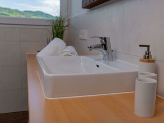 Ferienwohnung_2_Weingut_Gerd_Muellers_Kroev-19