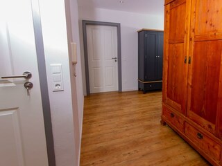 Ferienwohnung_2_Weingut_Gerd_Muellers_Kroev-14