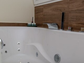 Ferienwohnung_2_Weingut_Gerd_Muellers_Kroev-21