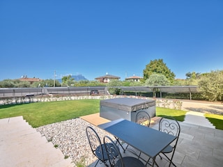Apartment Torri del Benaco Außenaufnahme 11