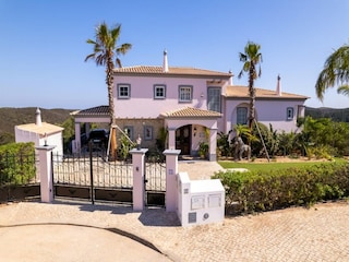 Villa Salema Outdoor Recording 3