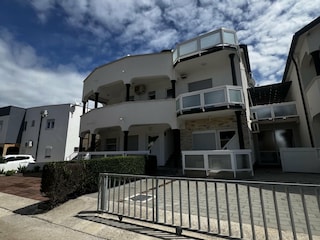 Apartment Privlaka Außenaufnahme 1