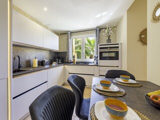 Küche mit allem, was man braucht