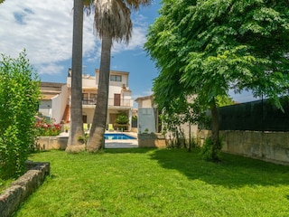 Villa Llubi Outdoor Recording 10