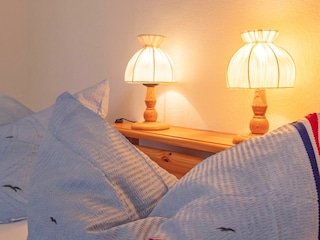 Schlafzimmer mit Doppelbett