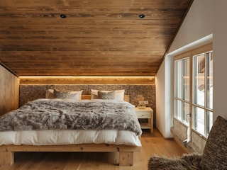 Zirben - Schlafzimmer  1. Etage, kein TV