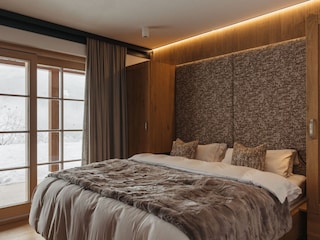 Schlafzimmer 5  mit Gartenausgang