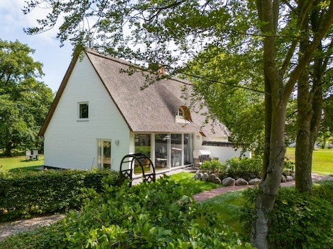 Ferienhaus Reetdachhaus Mara