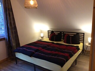 Schlafzimmer 2