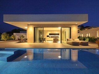 Villa with private pool, sunloungers, dining area