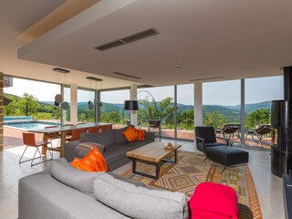 Villa with modern livingroom with a panoramic view