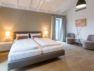 Comfortable dounle bed in Villa Akazija