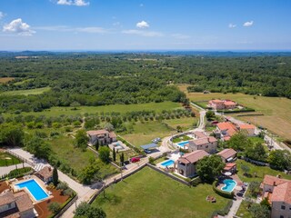 Schöne Villa in einem sonnigen Dorf