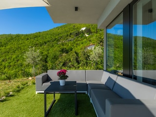 Moderne Villa mit Pool nahe der Strände von Lovran