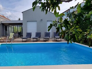 Ländliche Lage der Villa Val in Istrien