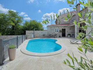 Stylish stone villa with private pool in Vodnjan