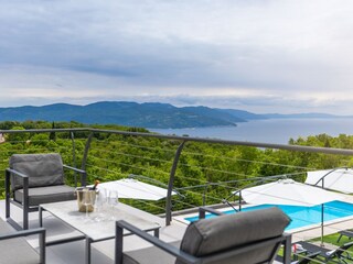 Terrasse mit Meerblick in Villa Lavinia, Kvarner Bucht