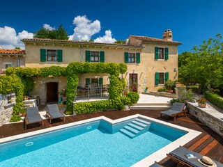 Istrian villa with pool and garden near the Adriatic