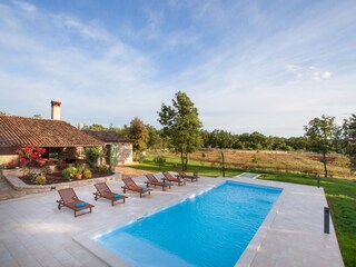 Charming villa with private Pool & Garden