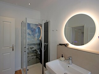 Badzimmer mit Dusche