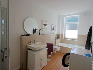 Badezimmer Badewanne