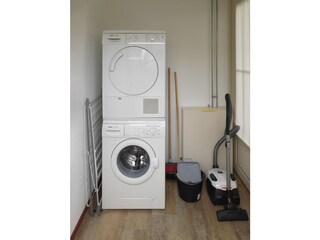 Washing + dryer machine