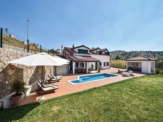 Vakantiehuis Sinj Buitenaudio-opname 3