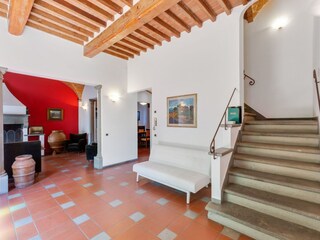 Villa Empoli Features 24