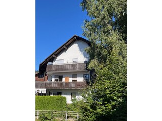 Seitenansicht Balkon 1. OG