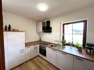 hochwertige neue Einbauküche